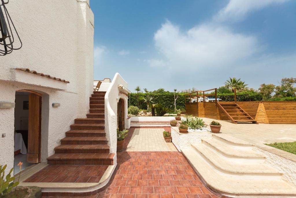 Villa Isabo مولا دي باري المظهر الخارجي الصورة